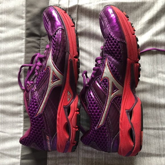 Mizuno Wave Rider 15 - Picture 4 of 5